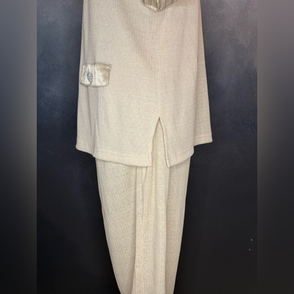 Vintage Lacy Afternoon Beige Knit Lounge Set – Size M - Picture 4 of 16